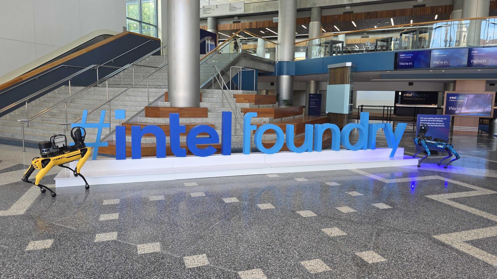Intel Foundry Leadership Change: New Era for Semiconductor Manufacturing