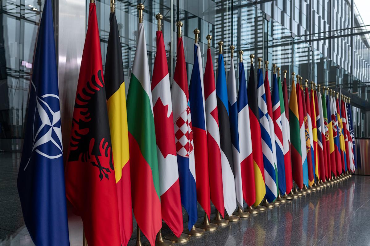 NATO Approves iPhone and iPad for Classified Use