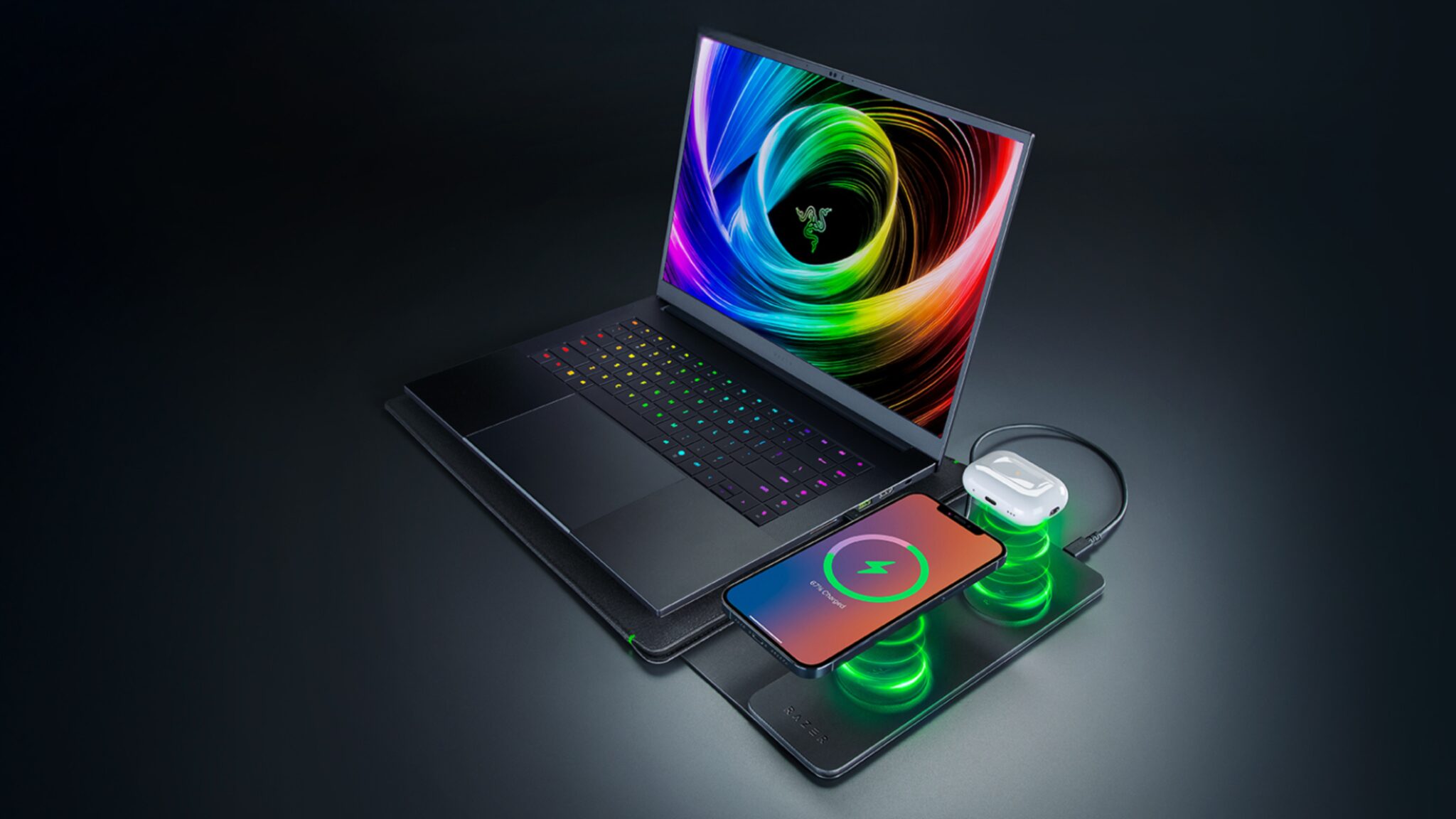 Razer's Laptop Sleeve with Wireless Charging: A Game-Changer?