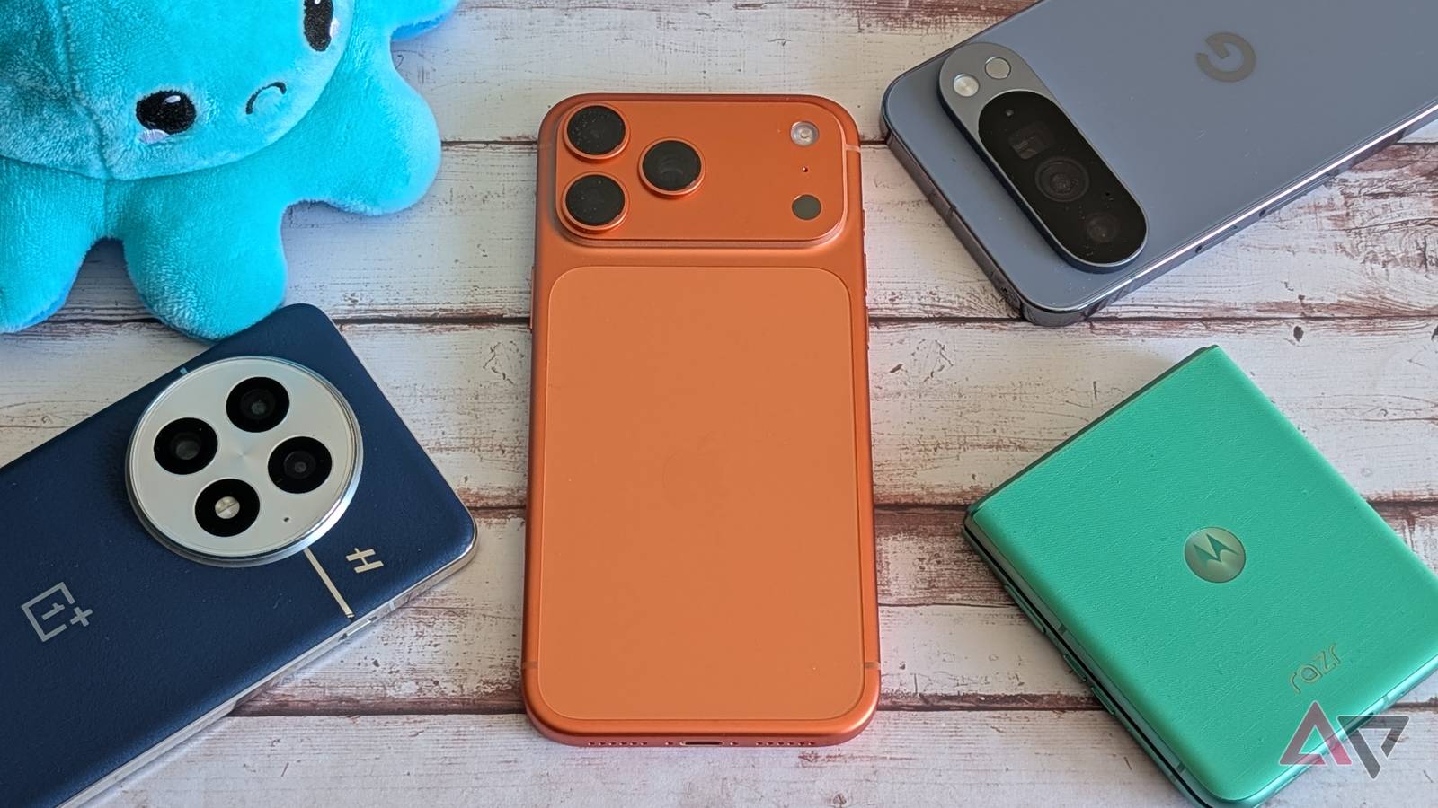 Smartphone Shipments: The Biggest Crash in Decades