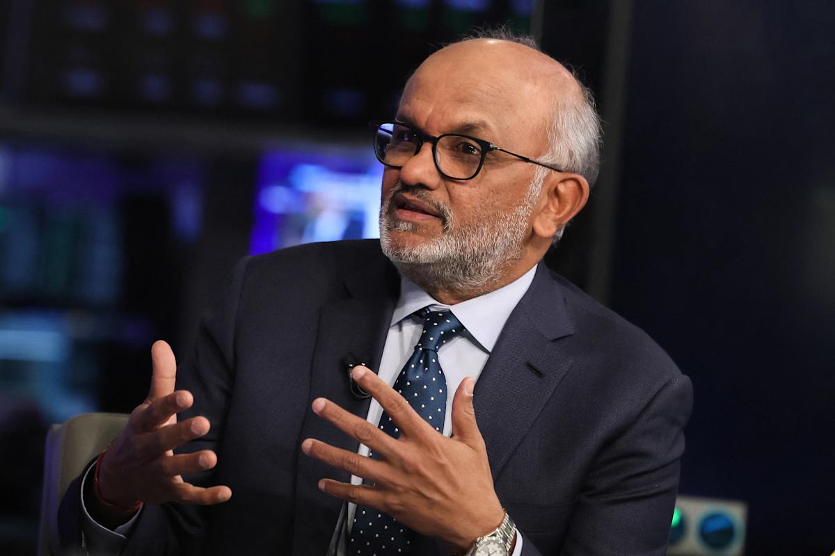 Adobe CEO Shantanu Narayen Steps Down After 18 Years