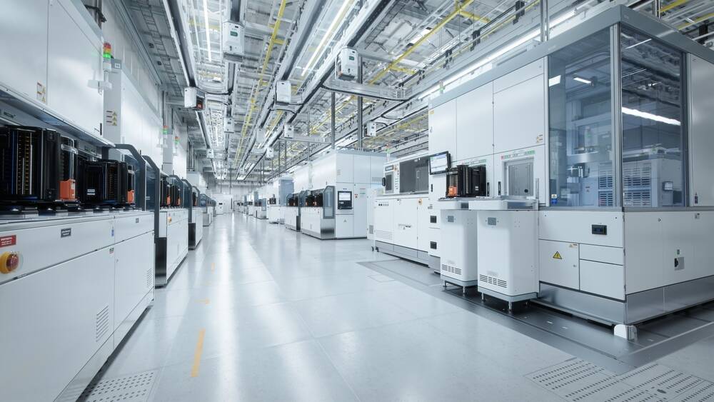 Intel Foundry Division Sees Billions in Advanced Packaging Deals