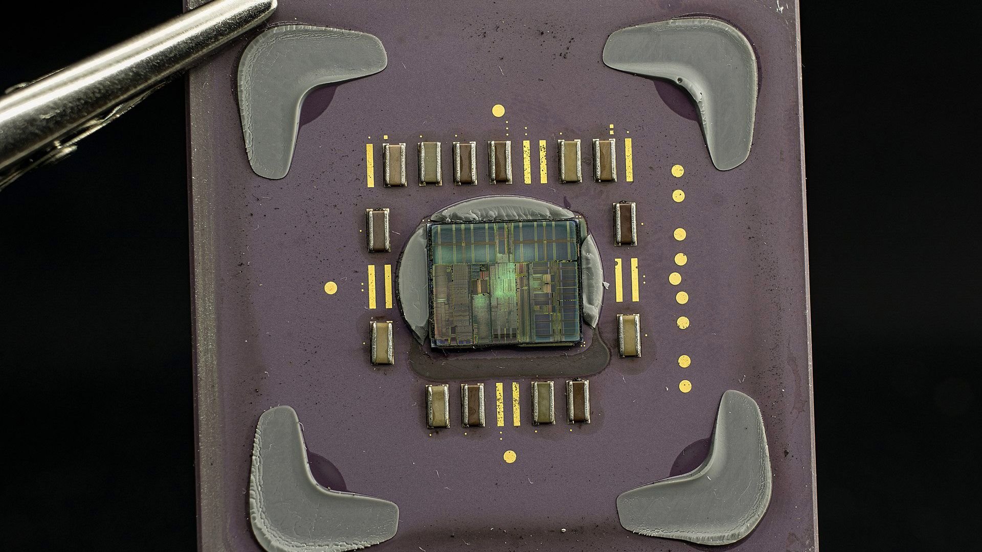 AMD K6-III: The Super Socket 7 Powerhouse That Defied Intel