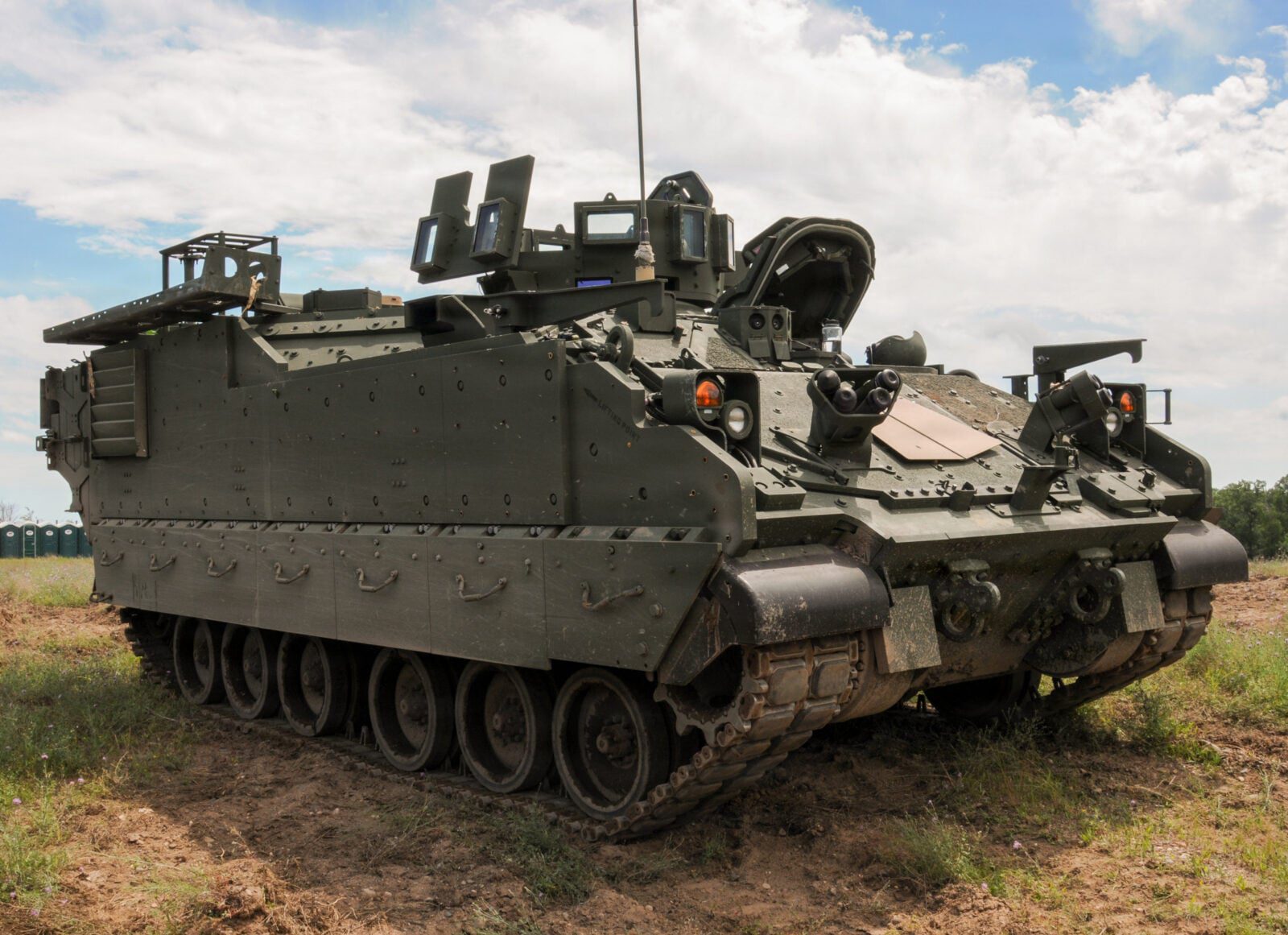 U.S. Army to Buy 50 AMPVs to Replace M113s Sent to Ukraine