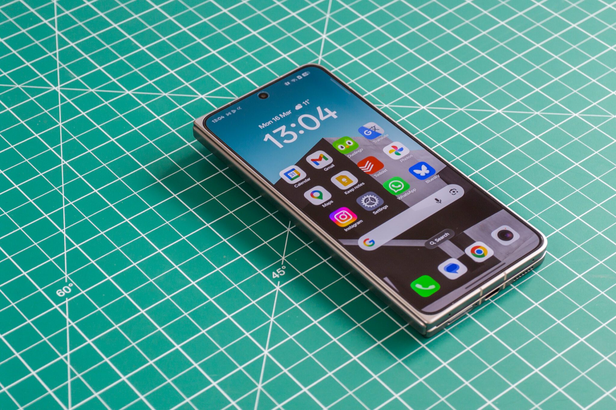 Oppo Find N6 Review: The Best Foldable Phone with Zero-Feel Crease