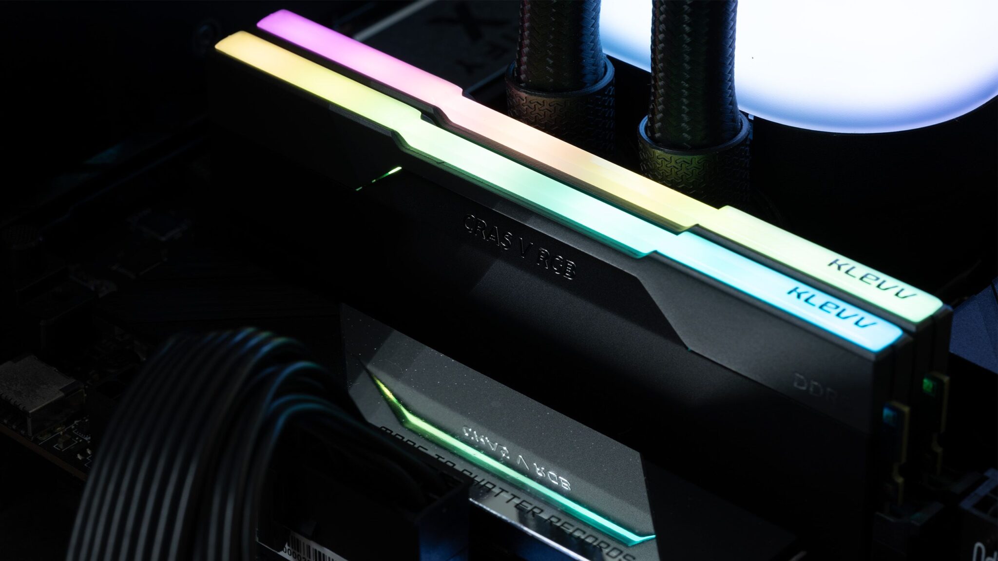 Cras V RGB DDR5-9600 RAM Review: Top Performance, High Cost