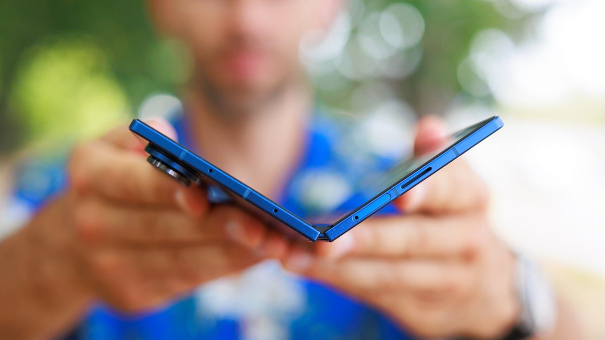 The Rise of Foldable Smartphones: Are They Worth the Investment?