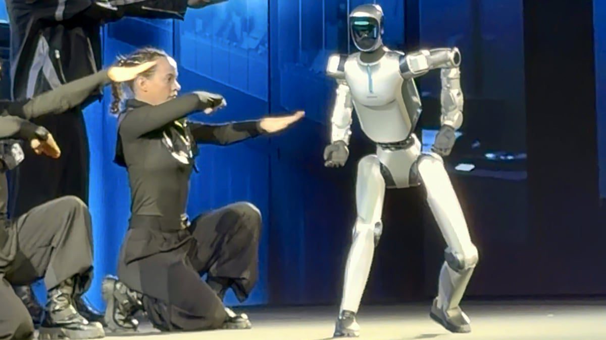 Honor's Humanoid Robot Dances Its Way into MWC