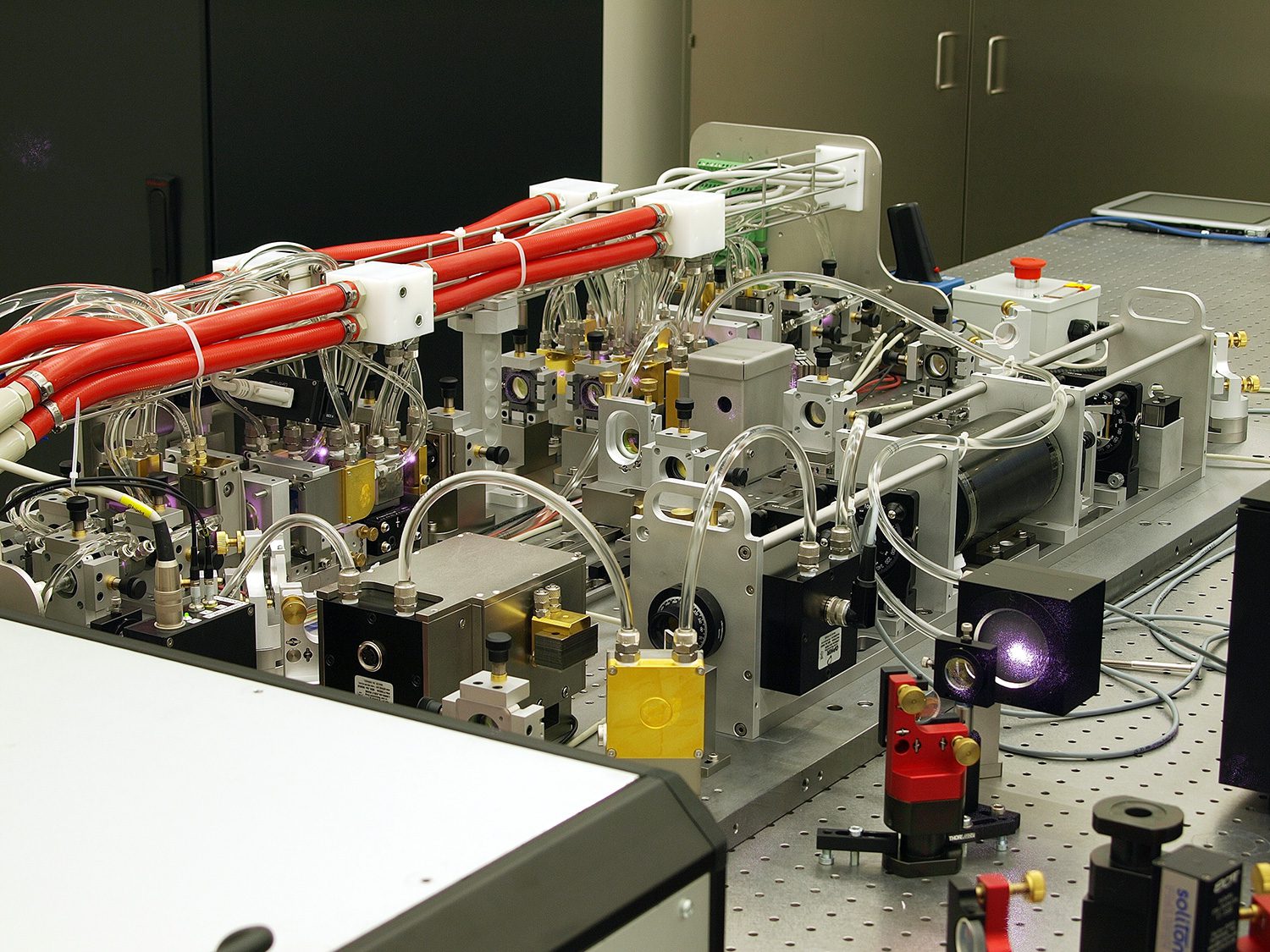 Quantum Physics Challenges Causality: Indefinite Causal Order Explained