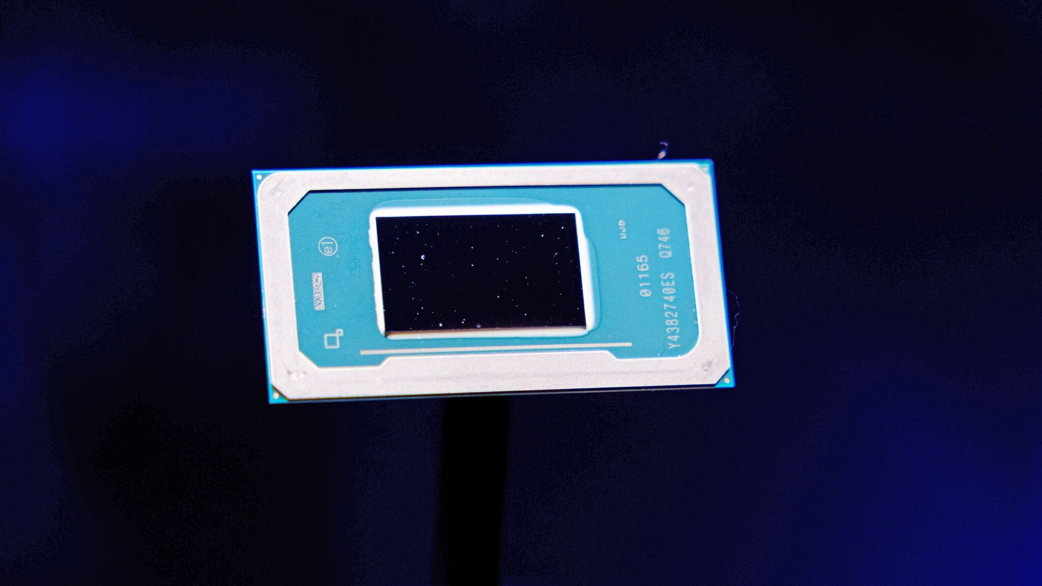 Intel Mobile CPUs: 95X Performance Boost in 20 Years