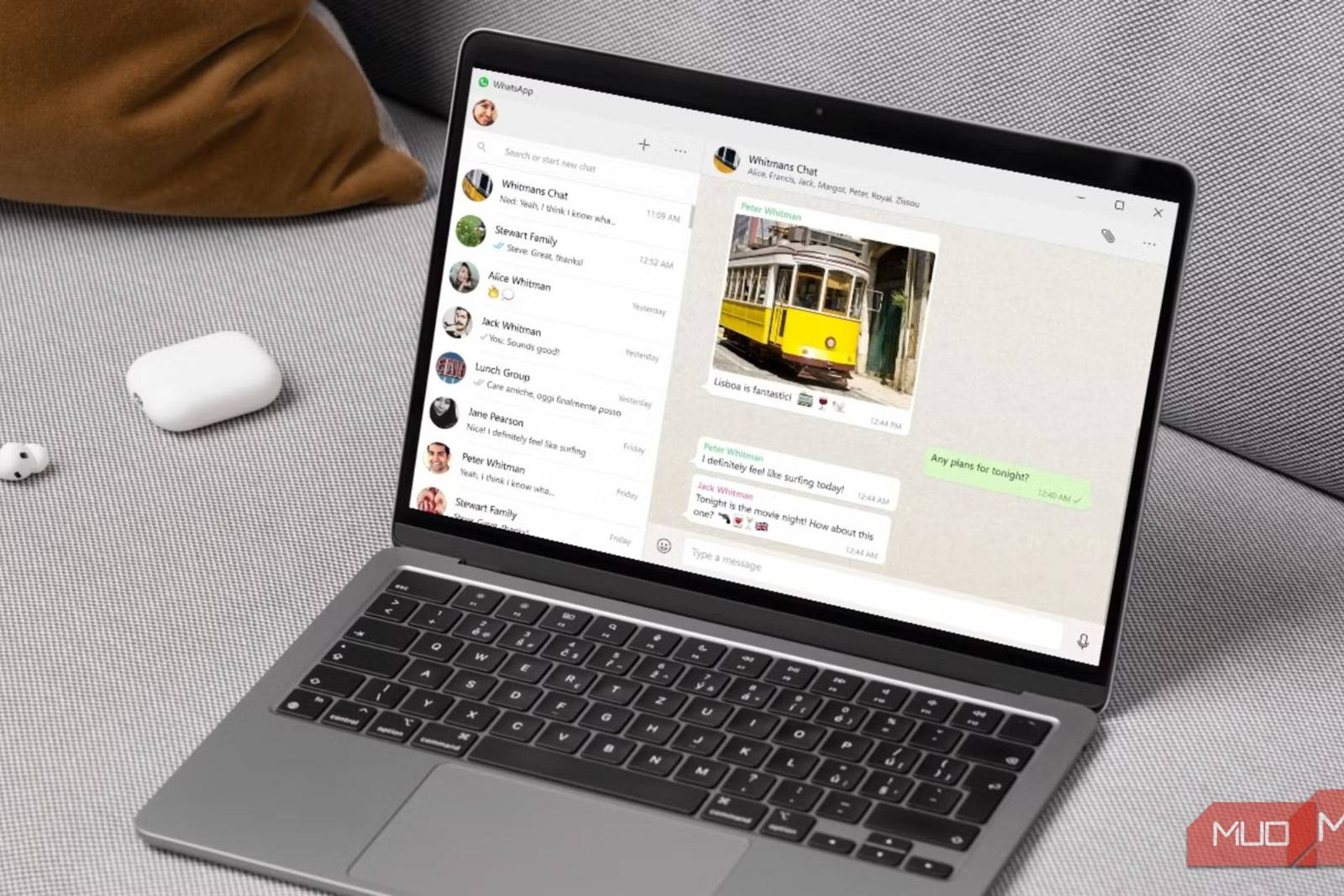 Join WhatsApp Chats Without the App