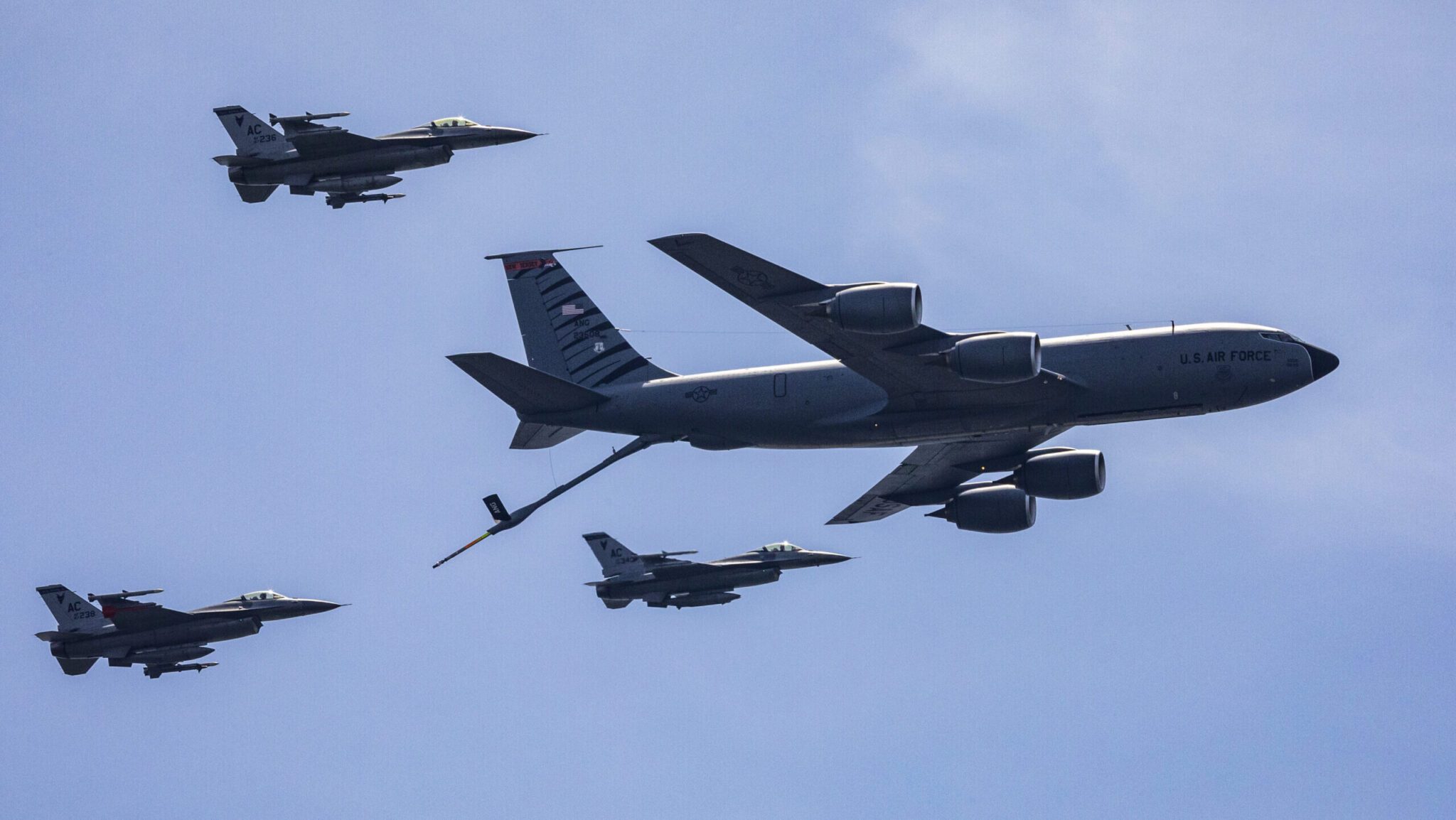 KC-135 Stratotanker Crash in Iraq: What You Need to Know