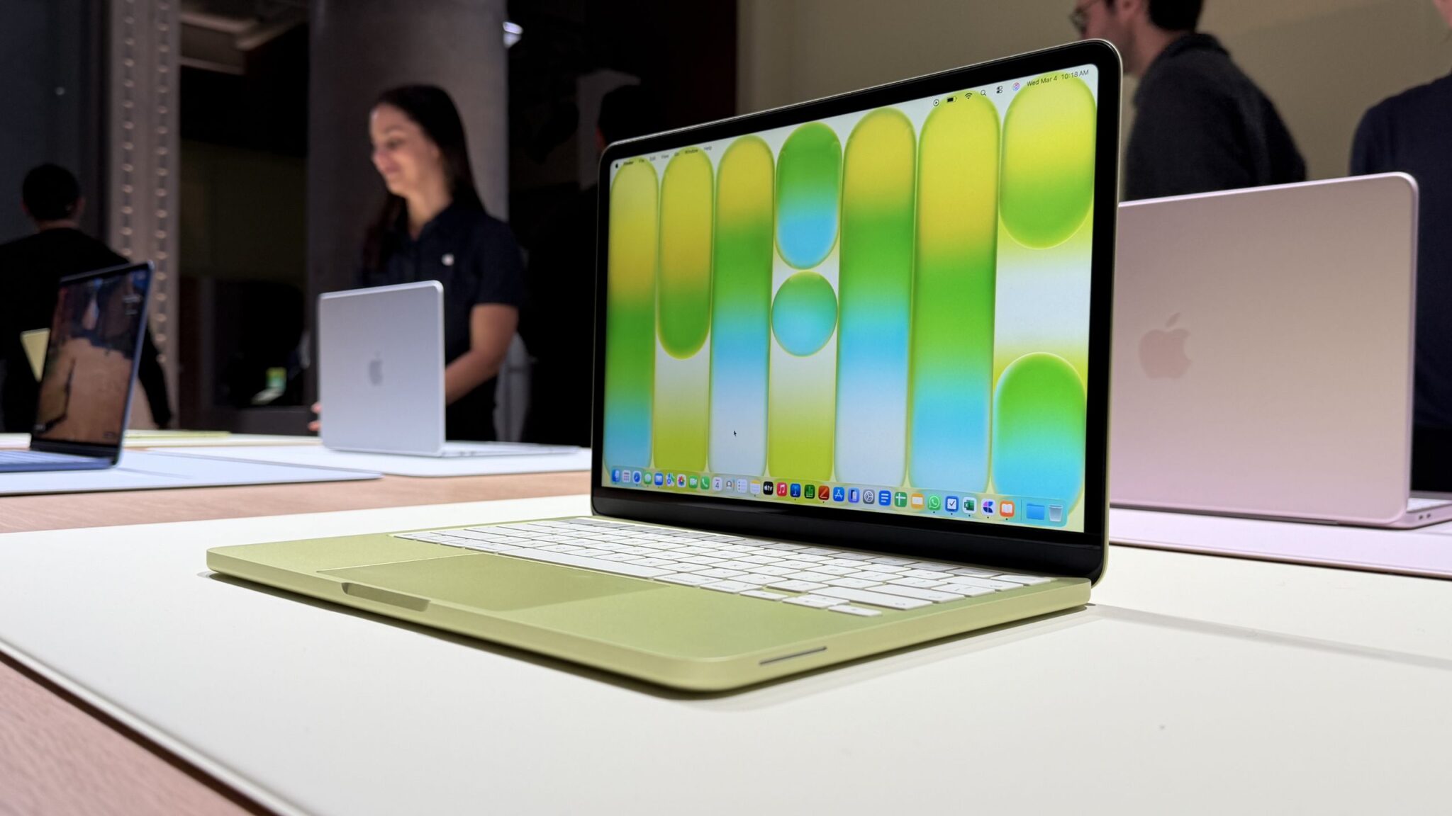 MacBook Neo vs MacBook Air M5