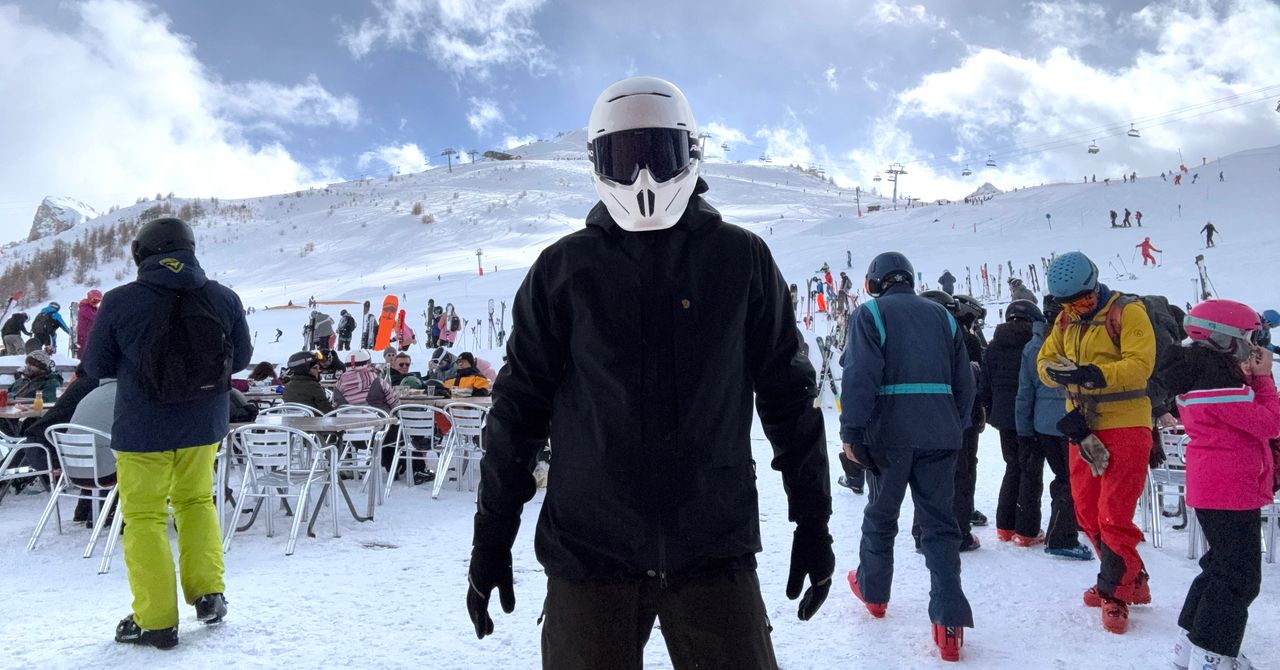 Why the Ruroc RG2 Helmet Ruined My Ski Holiday