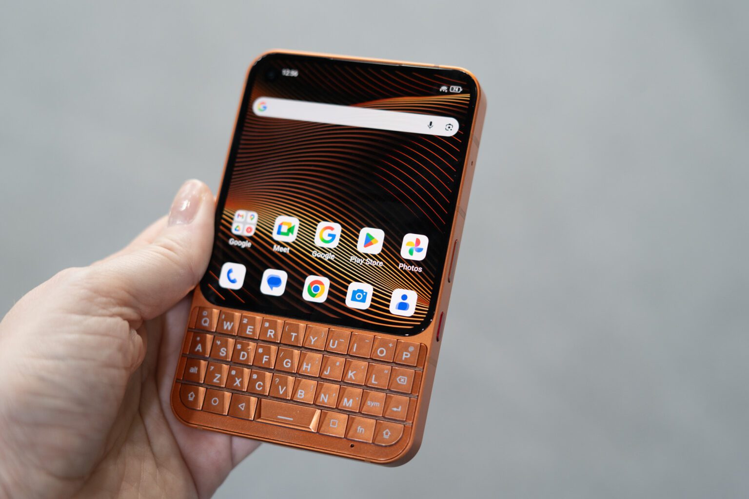 Unihertz Titan 2 Elite Review: A Modern Blackberry Revival