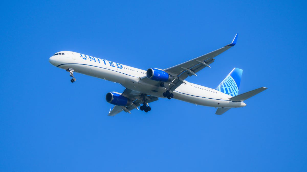 United Airlines Enforces Noise Rules