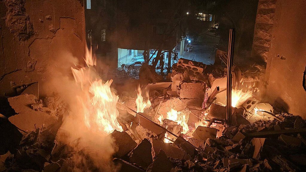 US-Israeli Conflict Expands into Lebanon