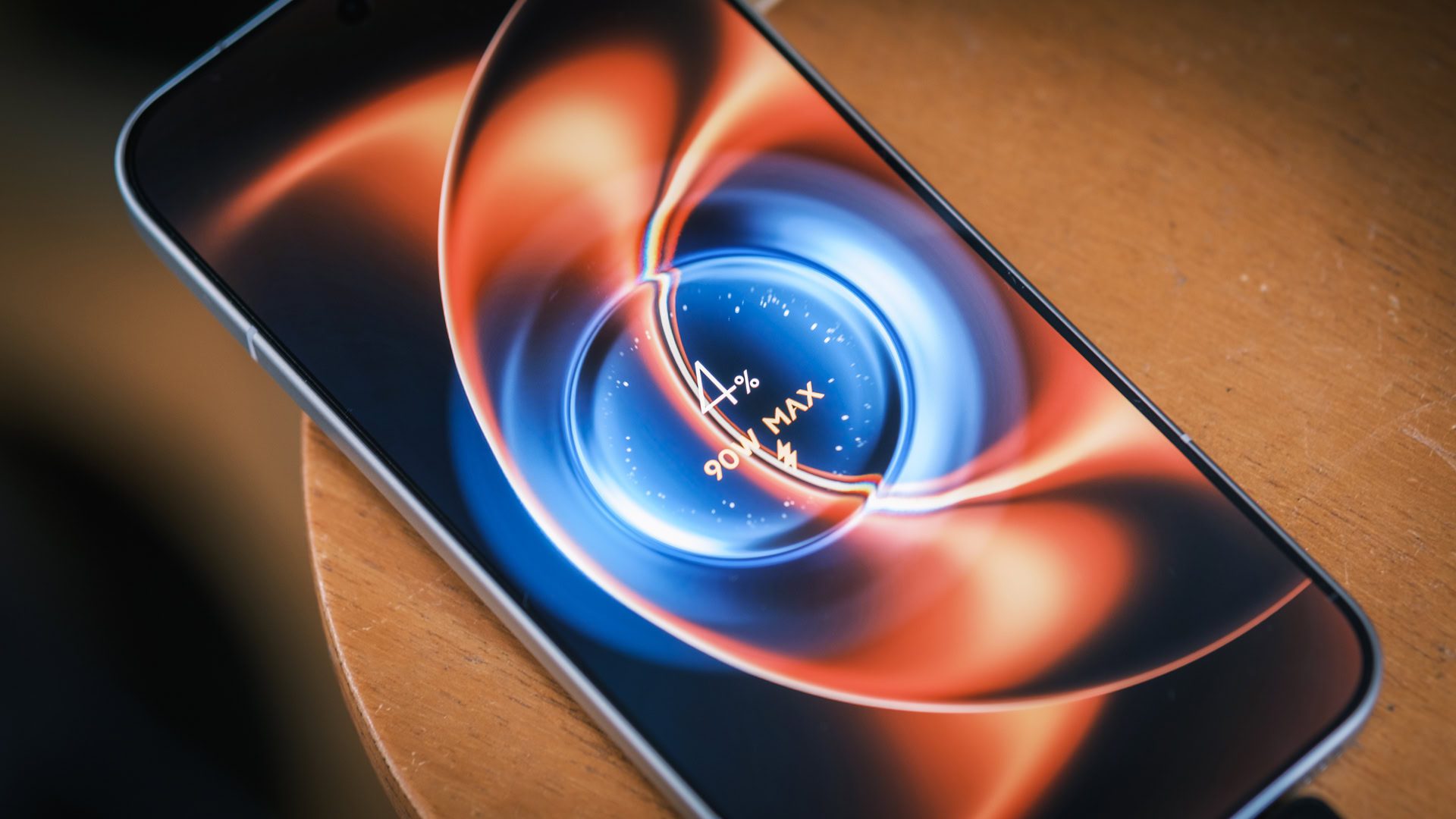 Xiaomi 17 Ultra: The Phone That Finally Gets USB-C Fast Charging Right