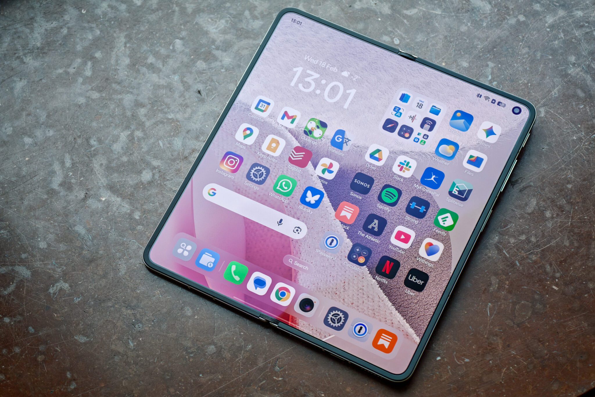 Oppo Find N6: The Zero-Feel Crease Foldable Phone