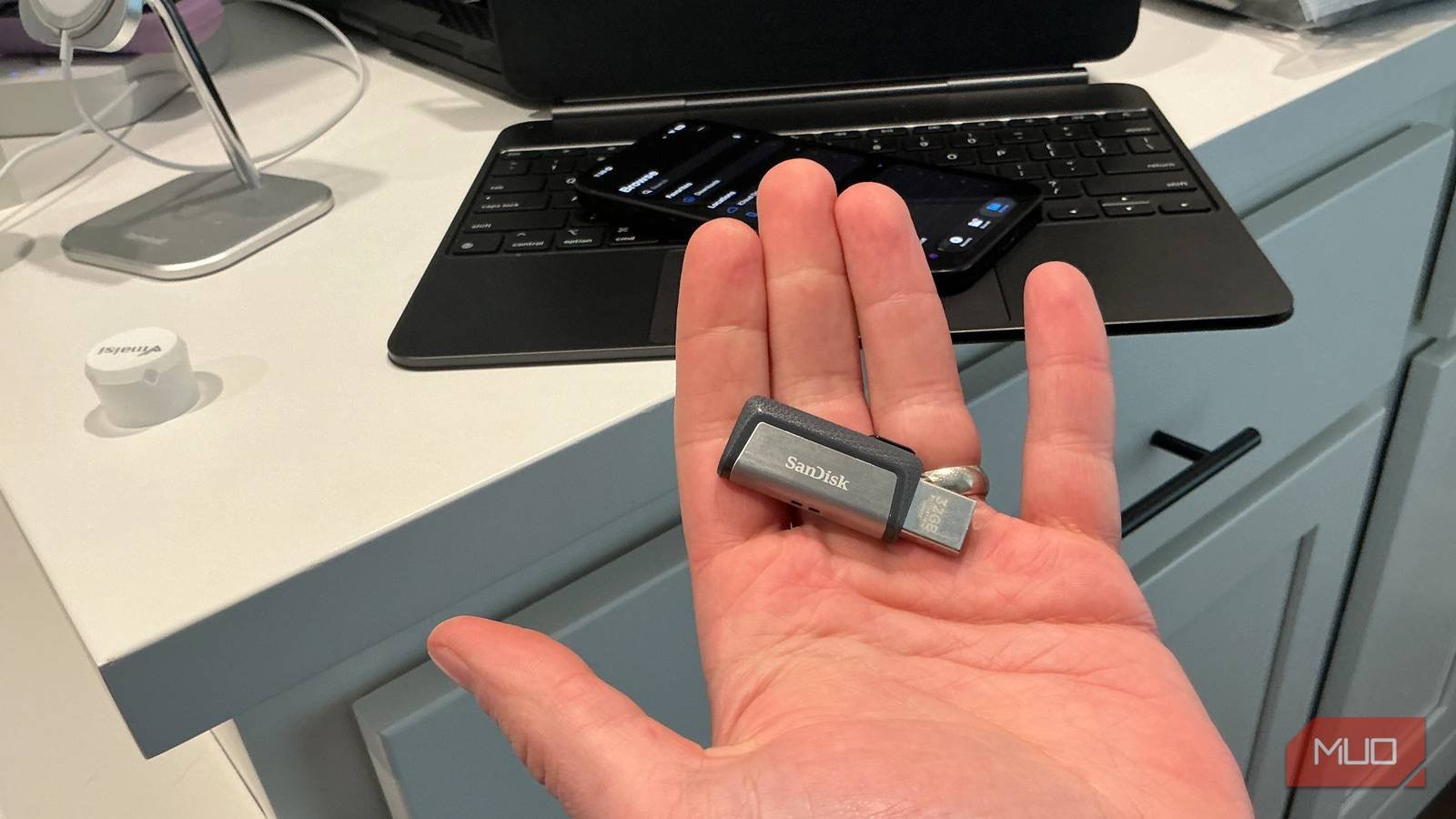 Revive Your Old 4GB Flash Drive: A Surprising Security Tool