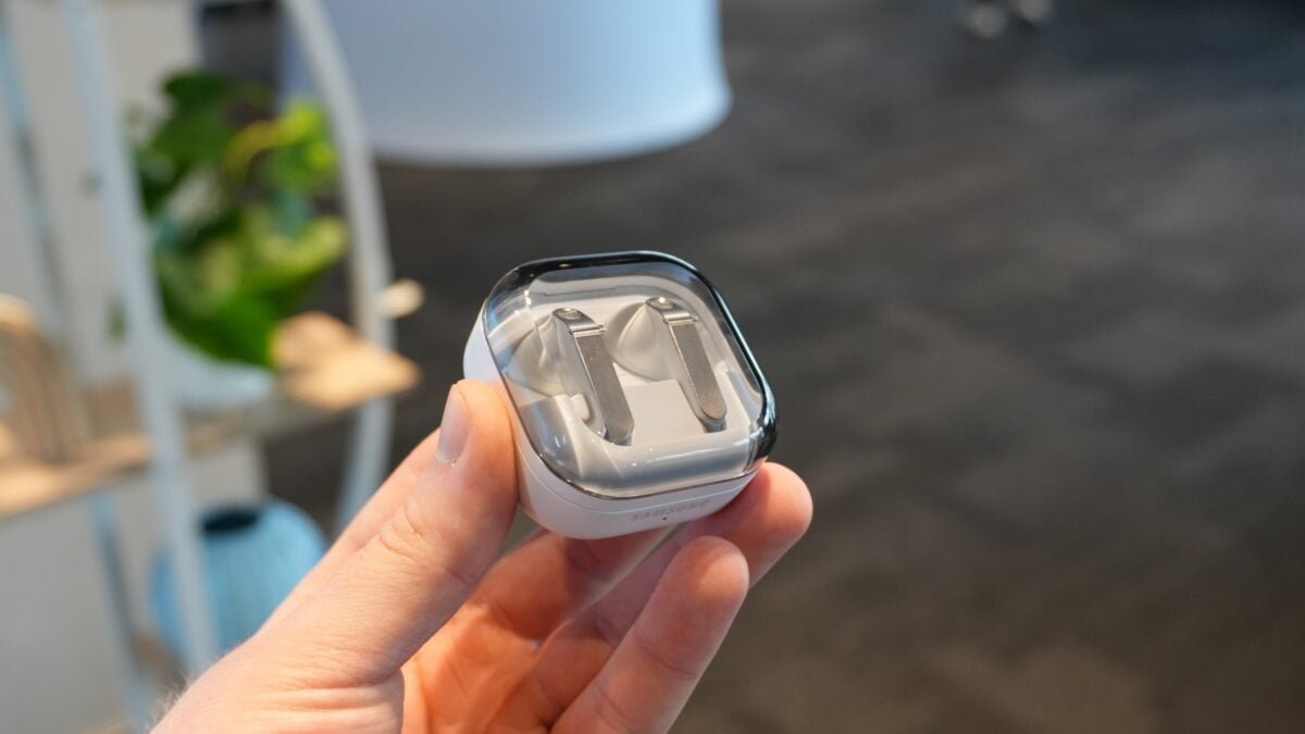 Samsung Galaxy Buds 4 Pro: Innovative Magnet Case