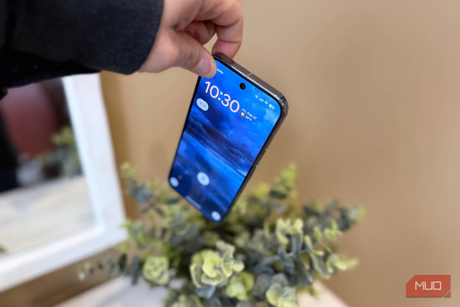 3 Simple Rules to Keep Your Phone Pristine Without a Case