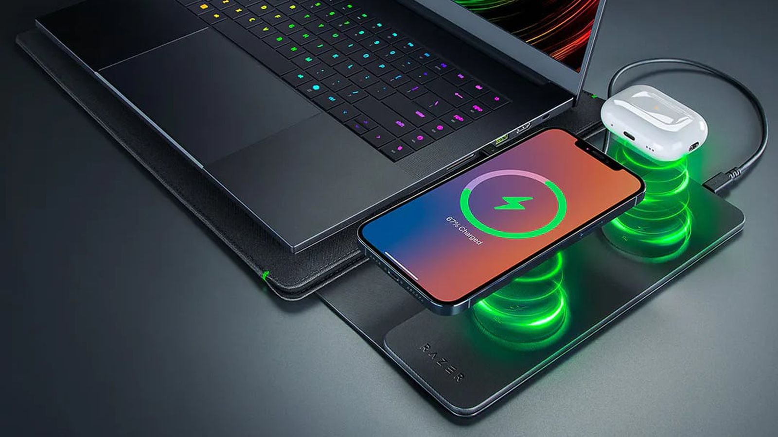 Razer Laptop Sleeve with Wireless Charging