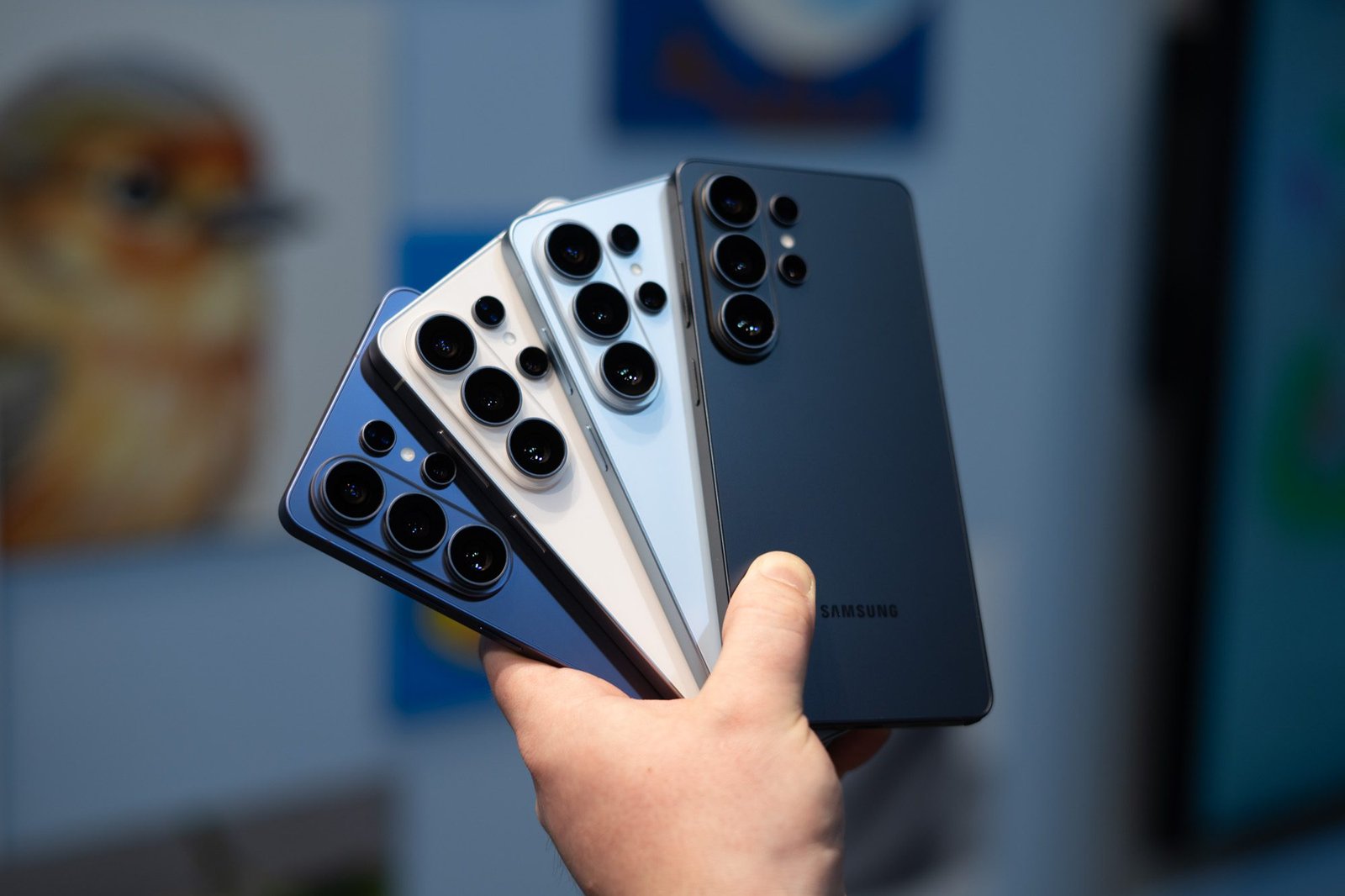 Why Galaxy S26 Lacks Internal Magnets (Samsung Explains)
