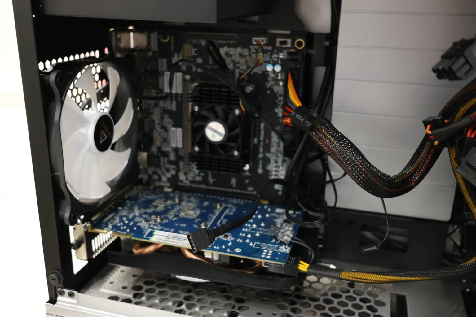 AlmaLinux RISC-V Support Expands with Kitten 10 Release