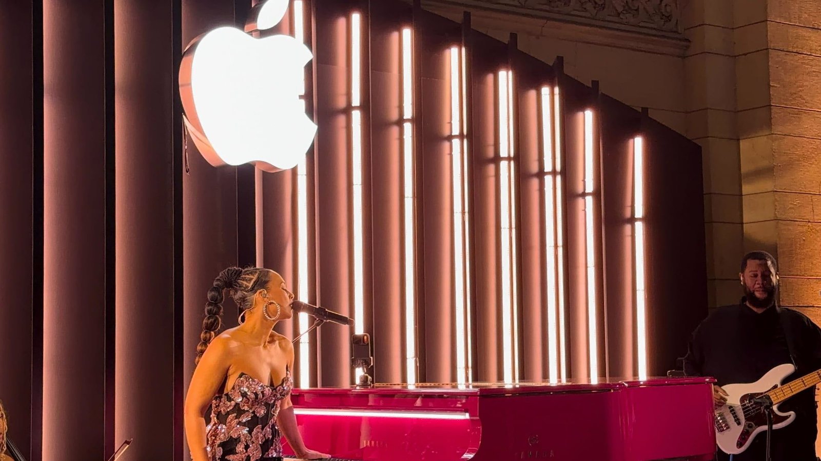 Apple Celebrates 50th Anniversary with Alicia Keys Concert