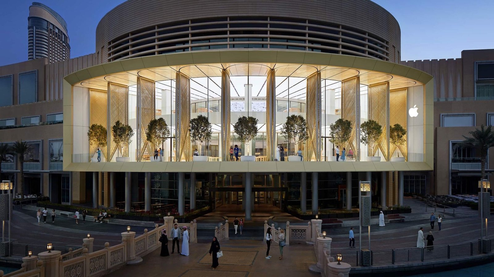 Apple Stores in UAE Closed Temporarily