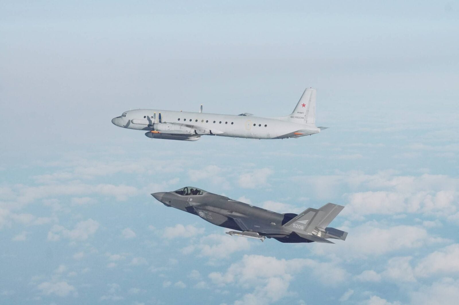 Norwegian F-35 Jets Intercept Russian Spy Plane