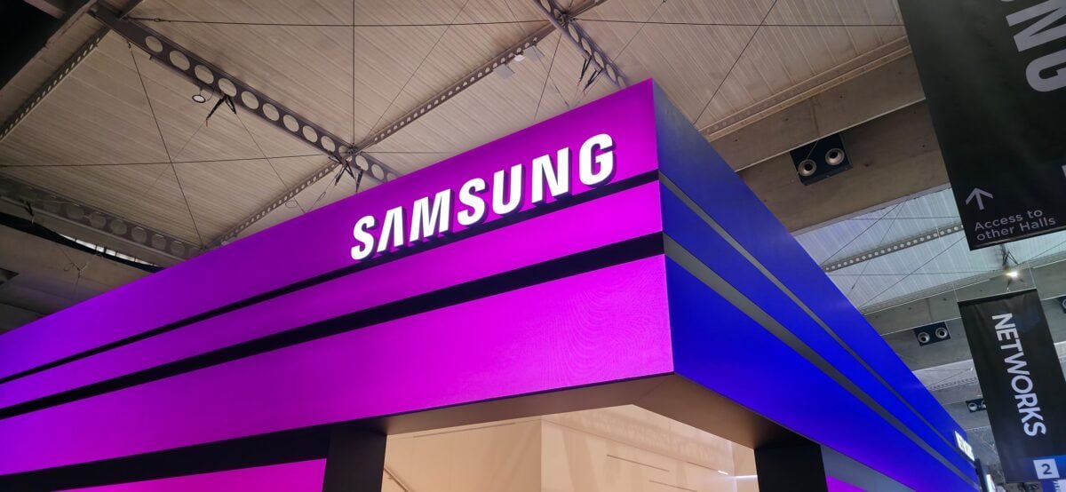 Samsung Unveils 13-Inch Color E-Paper Display in the US