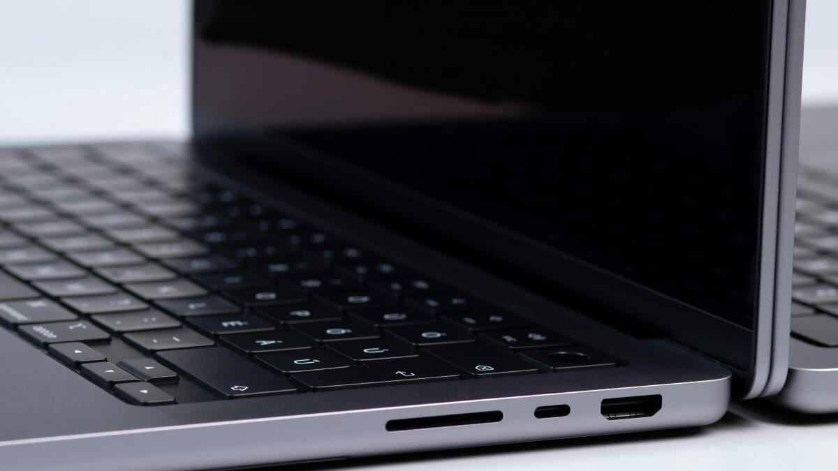 Affordable MacBook Pro 2020 for $480 – Top Refurbished Deal