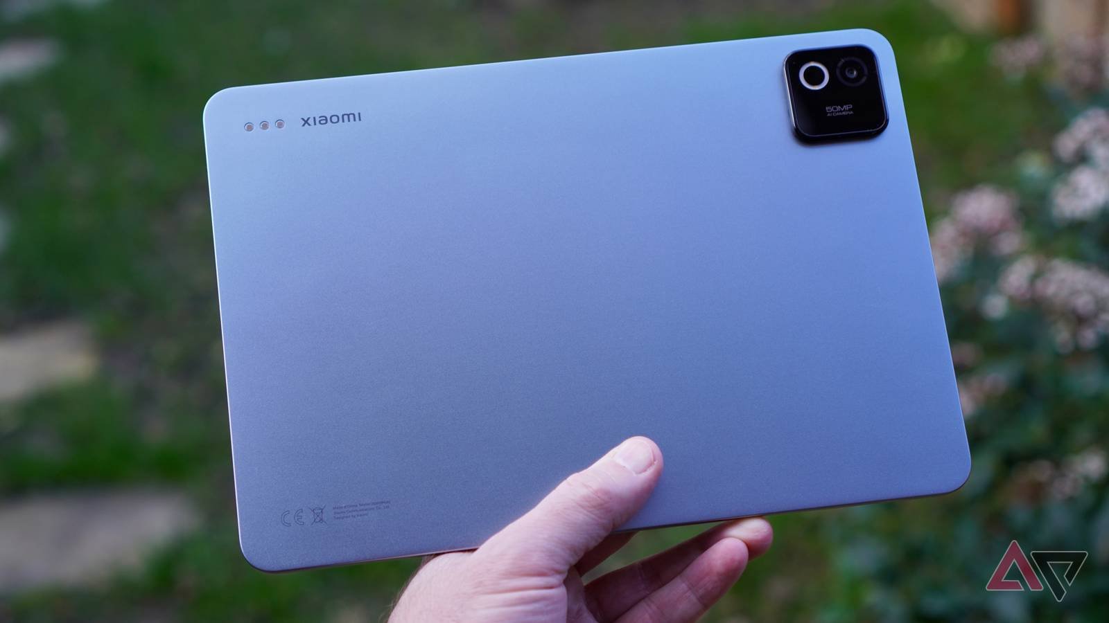 Xiaomi's Flagship Tablet Threatens Samsung and OnePlus